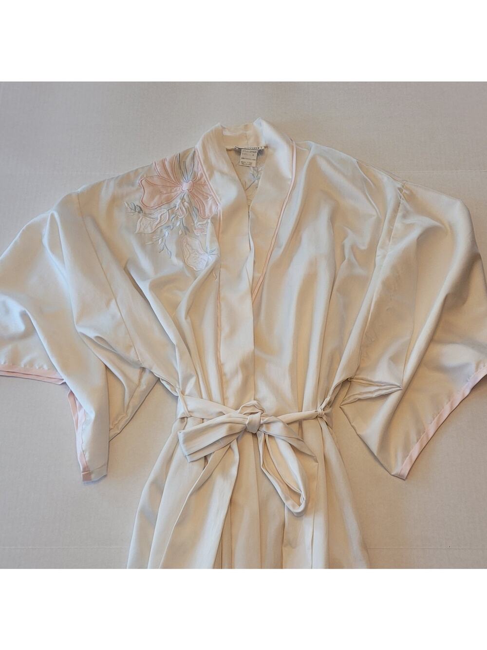 Natori Ivory Pink Bow Robe Nightgown Set Floral Embroidered Satin Bridal Lounge
